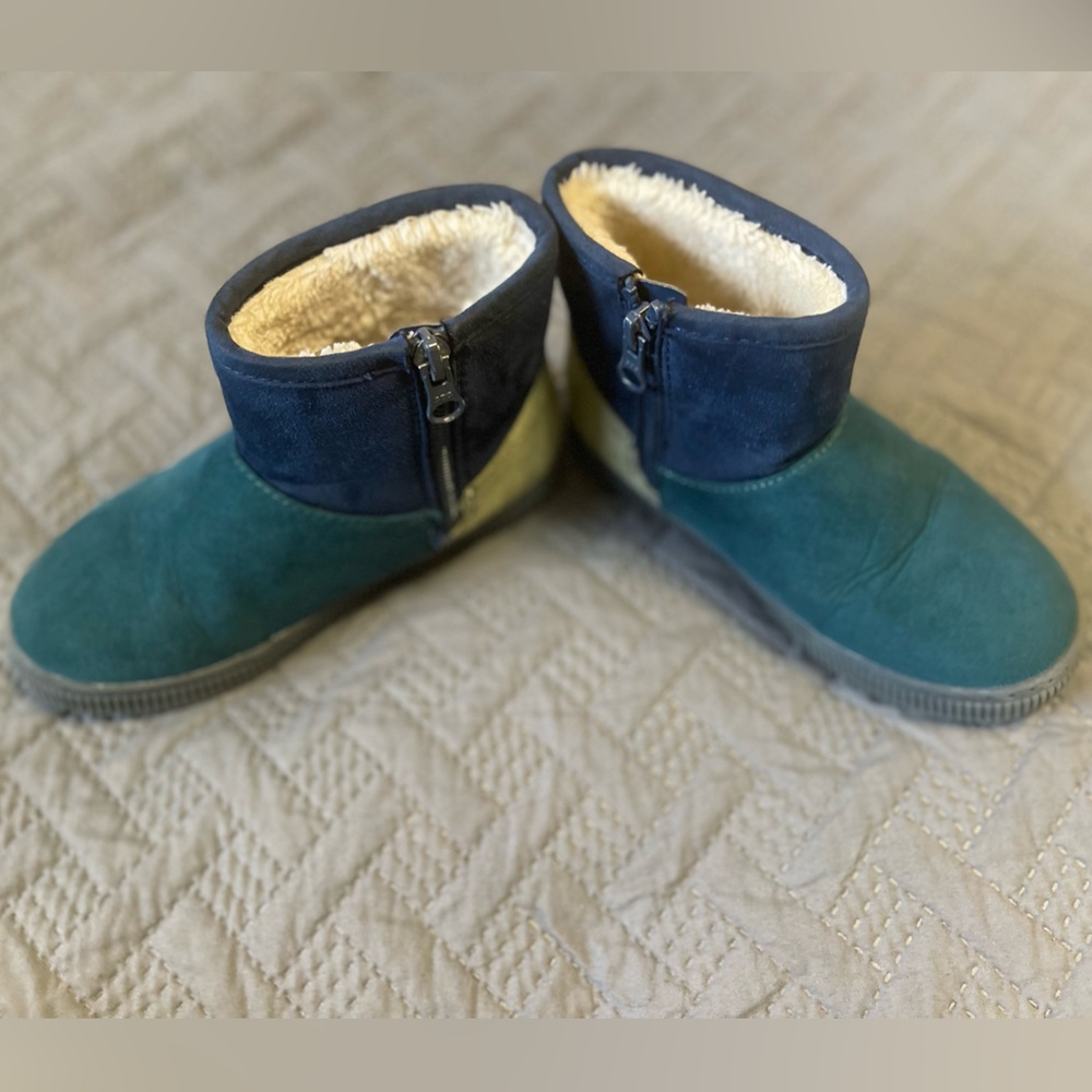 Cat & Jack Winter Boots
